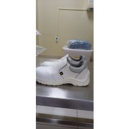 Giày bảo hộ Jogger Gusto S2